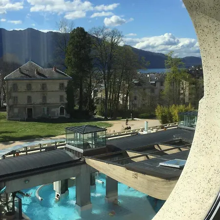 Lumineux Et Fonctionnel A Aix-les-bains, Animaux Admis - Fr-1-555-10